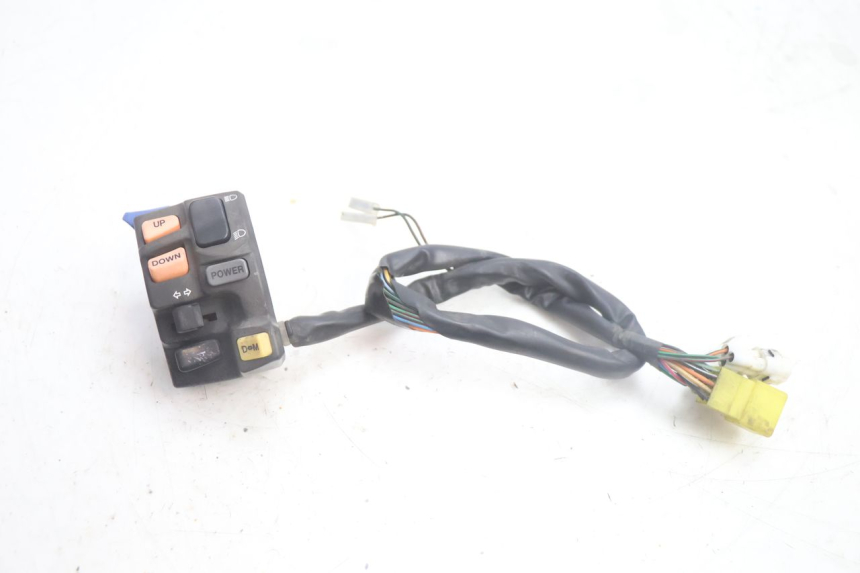 photo de CONMUTADOR IZQUIERDA SUZUKI BURGMAN EXECUTIVE ABS 650 (2006 - 2012) - Vista principal