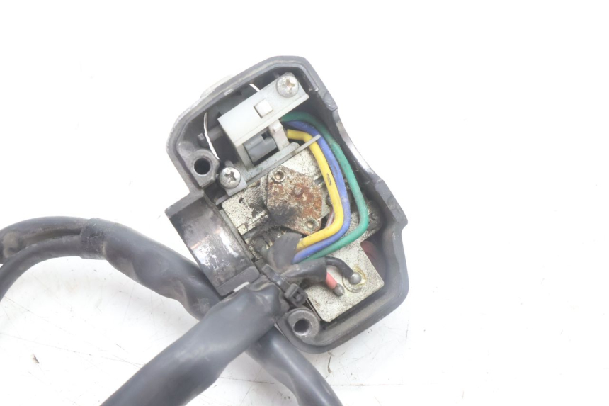 photo de INTERRUPTOR DE LUCES IZQUIERDO YAMAHA BW'S BWS 125 (2010 - 2013) - Vista general del producto