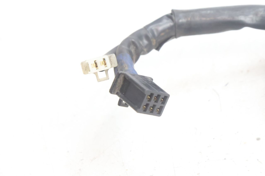 photo de INTERRUPTOR DE LUCES IZQUIERDO YAMAHA BW'S BWS 125 (2010 - 2013) - Detalles de los puntos de fijación