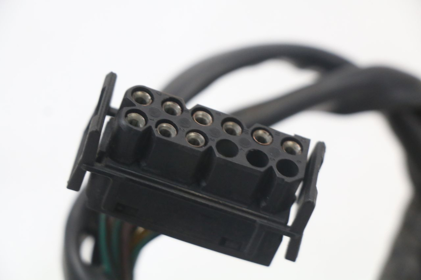 photo de INTERRUPTOR DE LUCES IZQUIERDO BMW C1 125 (2000 - 2003) - Estado de la superficie y material