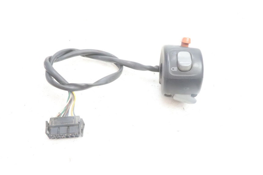 photo de INTERRUPTOR DE LUCES IZQUIERDO BMW C1 125 (2000 - 2003) - Otra perspectiva