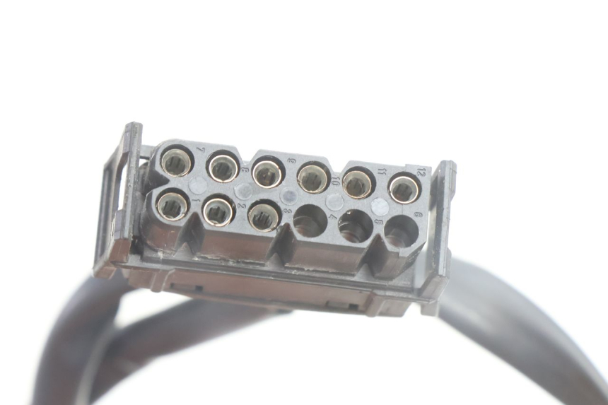 photo de INTERRUPTOR DE LUCES IZQUIERDO BMW C1 125 (2000 - 2003) - Detalles de los puntos de fijación