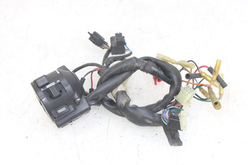 photo de INTERRUPTOR DE LUCES IZQUIERDO HONDA CA REBEL 125 (1995 - 2001) - Vista principal