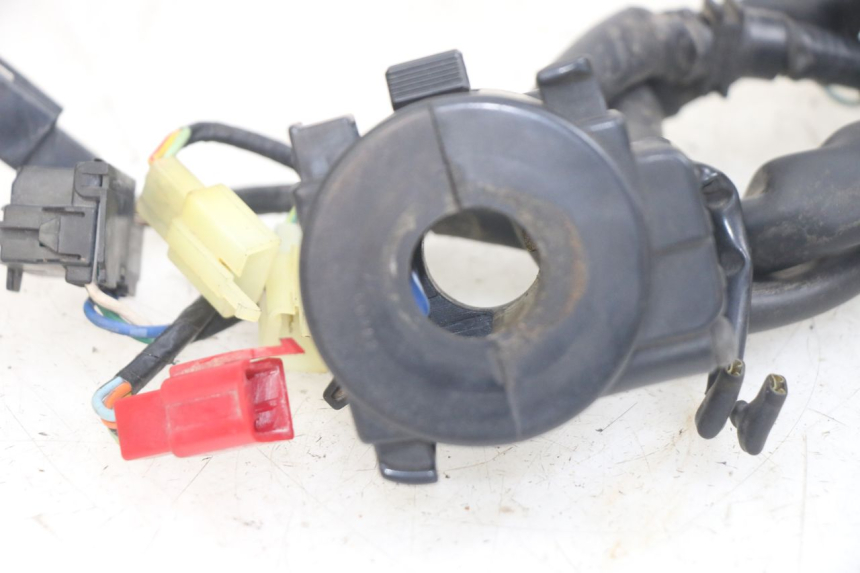 photo de INTERRUPTOR DE LUCES IZQUIERDO HONDA CA REBEL 125 (1995 - 2001) - Detalle de la pieza