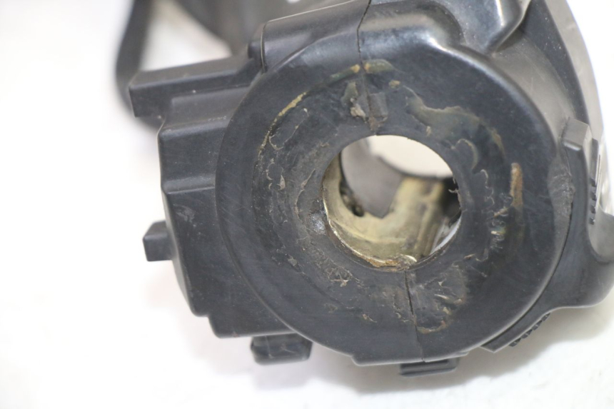 photo de CONMUTADOR IZQUIERDA HONDA CBR RR FIREBLADE 900 (1992 - 1994) - Estado de la superficie y material