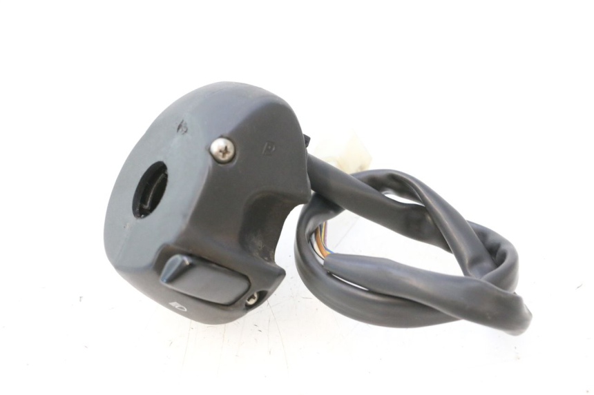 photo de INTERRUPTOR DE LUCES IZQUIERDO PEUGEOT CITYSTAR 2T 50 (2018 - 2021) - Detalle de la pieza