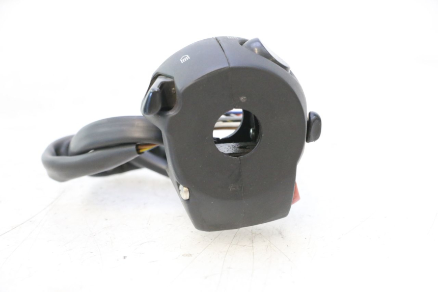photo de INTERRUPTOR DE LUCES IZQUIERDO PEUGEOT CITYSTAR 2T 50 (2018 - 2021) - Vista general del producto