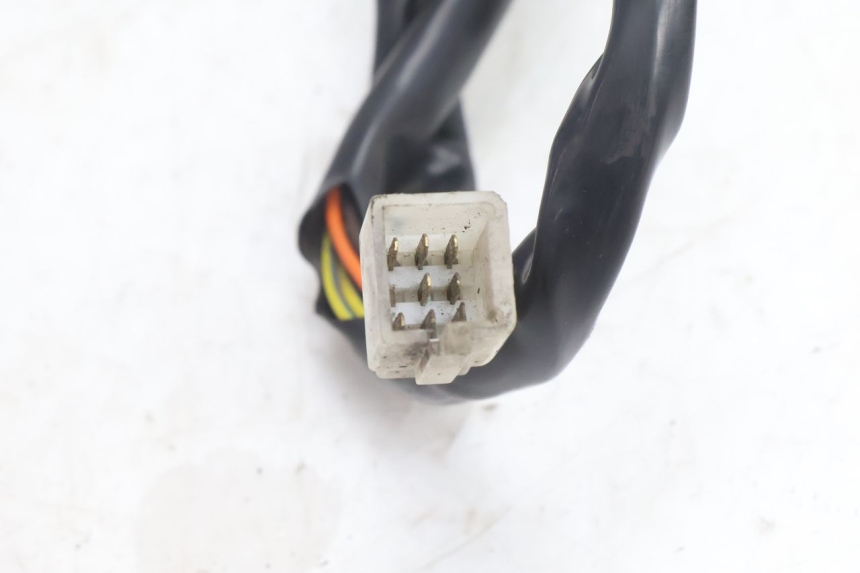 photo de INTERRUPTOR DE LUCES IZQUIERDO PEUGEOT CITYSTAR 125 (2011 - 2017) - Zoom estado de uso