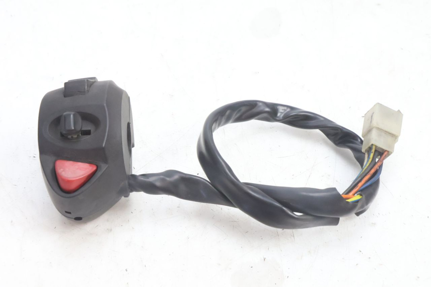 photo de INTERRUPTOR DE LUCES IZQUIERDO PEUGEOT CITYSTAR 125 (2011 - 2017) - Marcados y referencias originales