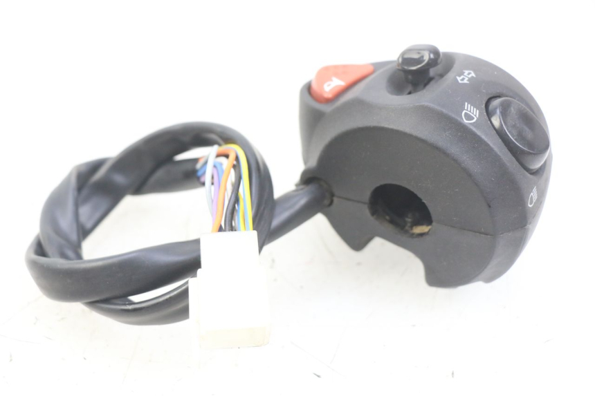 photo de CONMUTADOR IZQUIERDA PEUGEOT CITYSTAR IE 2T 50 (2018 - 2021) - Primer plano técnico