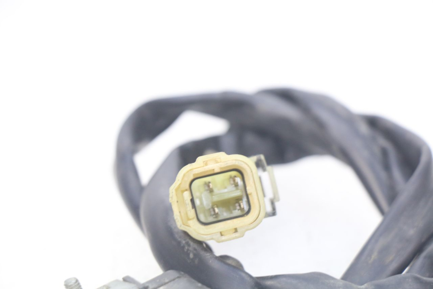 photo de INTERRUPTOR DE LUCES IZQUIERDO HONDA CRF 250 (2013 - 2016) - Zoom estado de uso