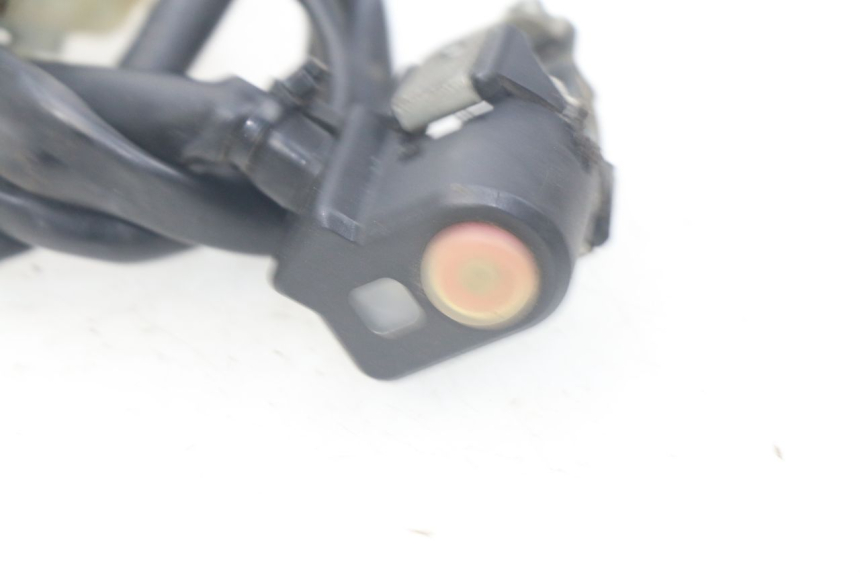 photo de INTERRUPTOR DE LUCES IZQUIERDO HONDA CRF 250 (2010 - 2013) - Detalle de la pieza