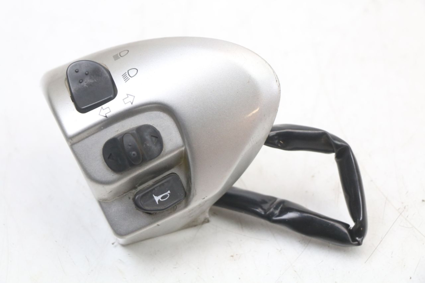 photo de INTERRUPTOR DE LUCES IZQUIERDO YAMAHA CYGNUS X 125 (2004 - 2007) - Vista principal