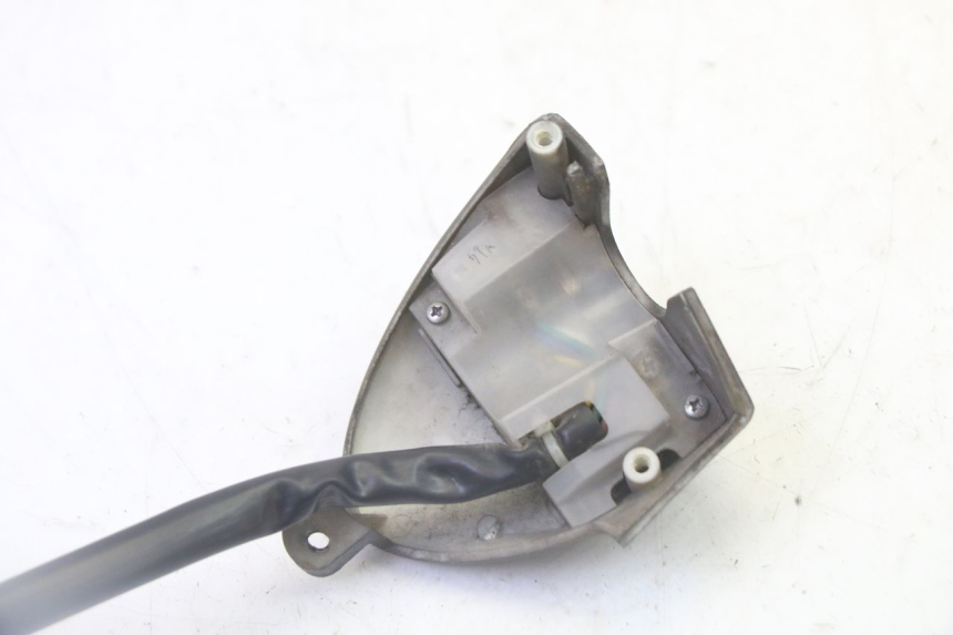 photo de INTERRUPTOR DE LUCES IZQUIERDO YAMAHA CYGNUS X INJECTION 125 (2007 - 2013) - Primer plano técnico