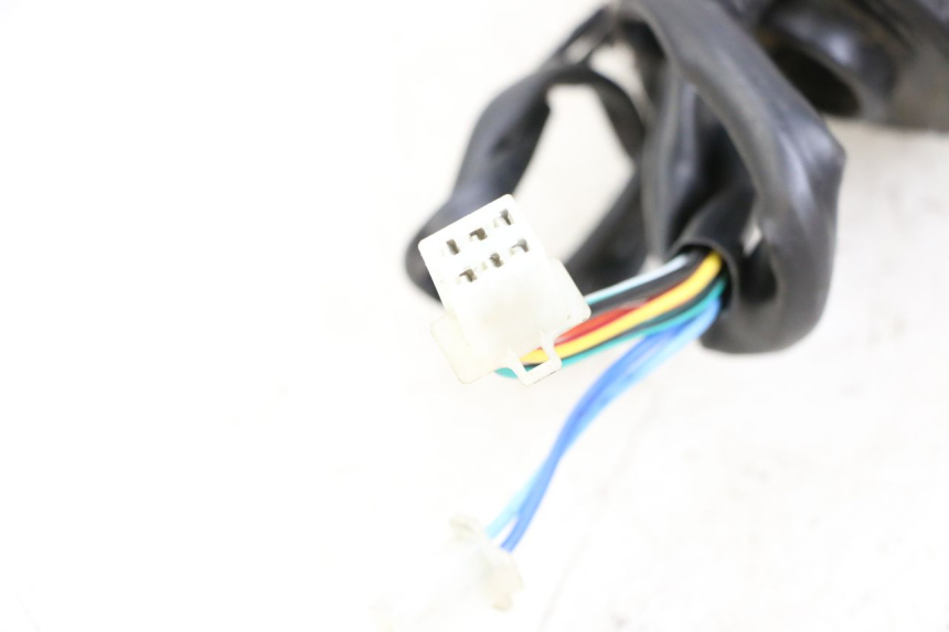 photo de CONMUTADOR IZQUIERDA LONGJIA DIGITA 4T 50 (2019 - 2022) - Otra perspectiva