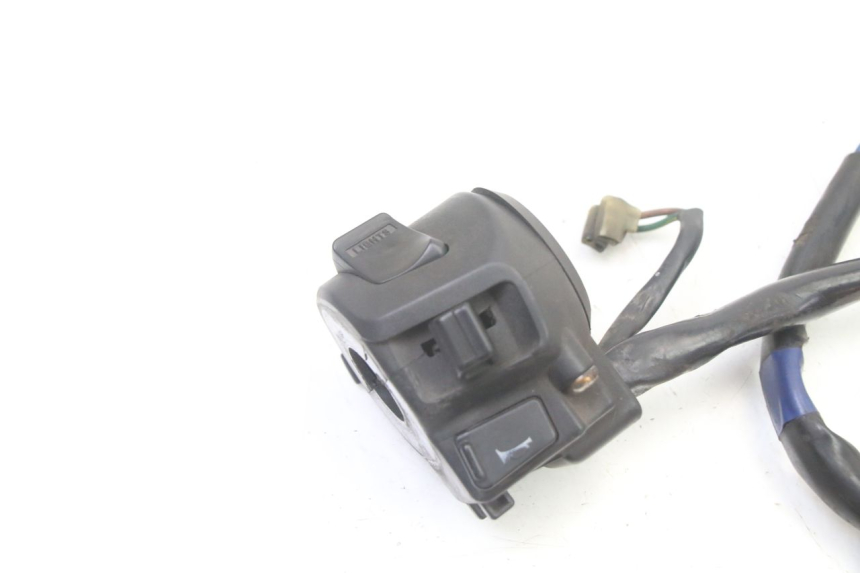 photo de INTERRUPTOR DE LUCES IZQUIERDO KYMCO DINK STREET 125 (2009 - 2014) - Detalle de la pieza