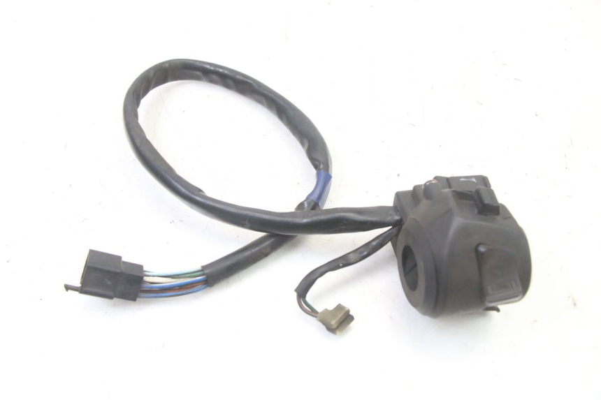 photo de INTERRUPTOR DE LUCES IZQUIERDO KYMCO DINK STREET 125 (2009 - 2014) - Zoom estado de uso