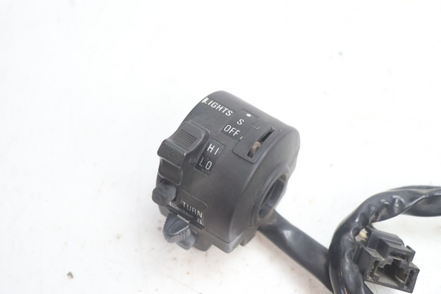 photo de CONMUTADOR IZQUIERDA SUZUKI DR S 600 (1985 - 1989) - Zoom estado de uso