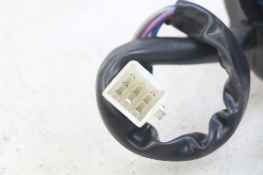 photo de INTERRUPTOR DE LUCES IZQUIERDO EFUN E2GO 1 (2017 - 2021) - Vista general del producto