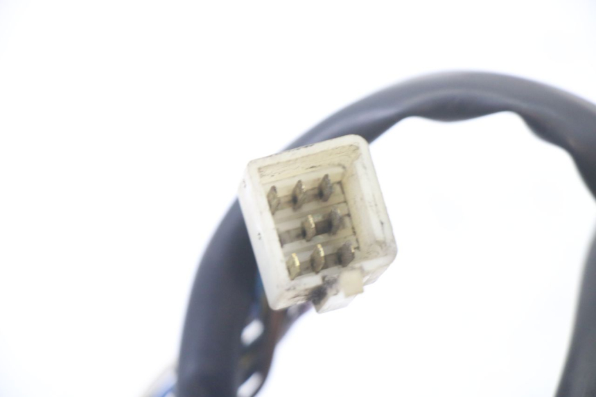 photo de INTERRUPTOR DE LUCES IZQUIERDO PEUGEOT ELYSTAR 50 (2002 - 2014) - Detalles de los puntos de fijación