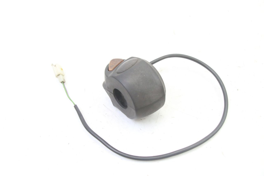 photo de INTERRUPTOR DE LUCES IZQUIERDO PEUGEOT ELYSTAR 50 (2002 - 2014) - Zoom estado de uso