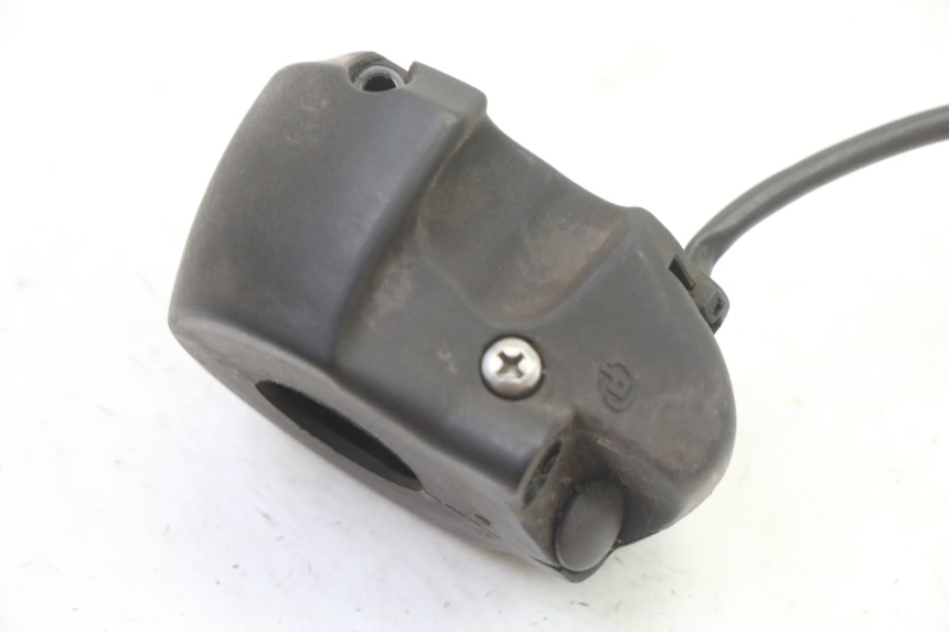photo de INTERRUPTOR DE LUCES IZQUIERDO PEUGEOT ELYSTAR 50 (2002 - 2014) - Primer plano técnico
