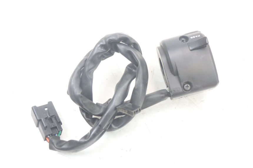 photo de CONMUTADOR IZQUIERDA KAWASAKI ER-6 ER6 N 650 (2012 - 2016) - Primer plano técnico