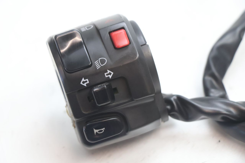photo de CONMUTADOR IZQUIERDA KAWASAKI ER-6 ER6 N 650 (2005 - 2009) - Detalle de la pieza