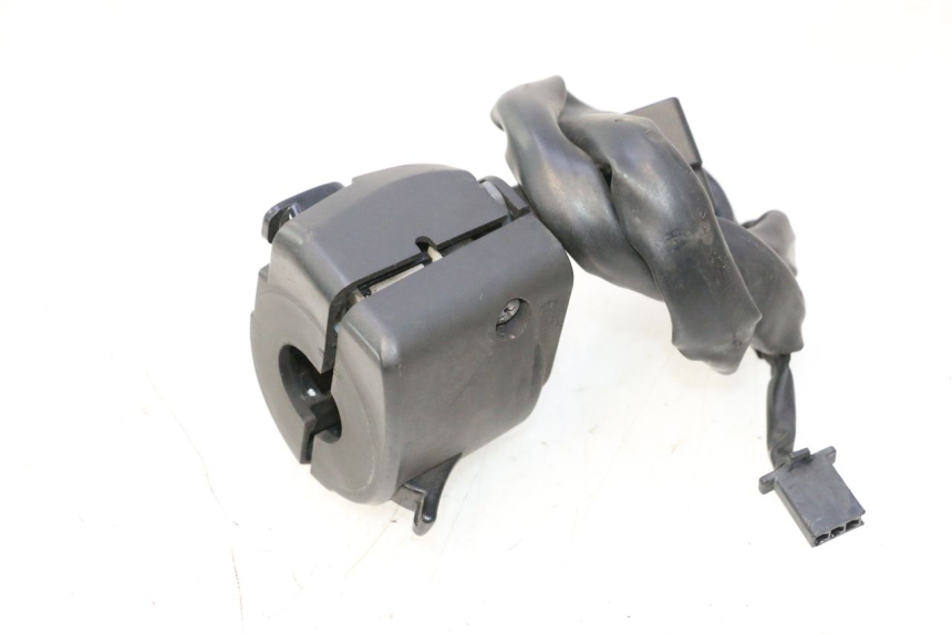 photo de CONMUTADOR IZQUIERDA KAWASAKI ER-6 ER6 N 650 (2005 - 2009) - Detalle de la pieza