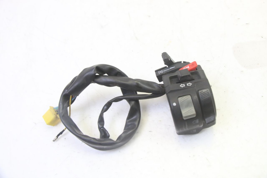 photo de CONMUTADOR IZQUIERDA STAHO FH 50 (2018 - 2019) - Otra perspectiva