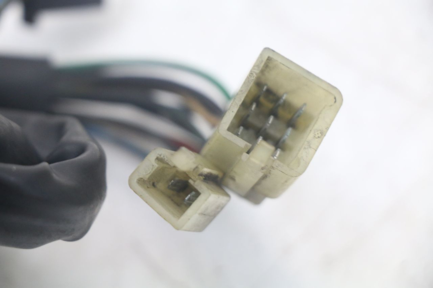 photo de INTERRUPTOR DE LUCES IZQUIERDO YAMAHA FJ 3CX 1200 (1986 - 1996) - Marcados y referencias originales