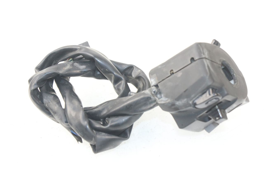 photo de INTERRUPTOR DE LUCES IZQUIERDO YAMAHA FJR ABS 1300 (2006 - 2012) - Zoom estado de uso