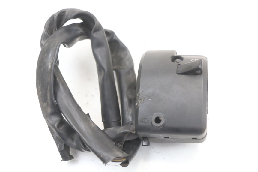 photo de INTERRUPTOR DE LUCES IZQUIERDO YAMAHA FJR ABS 1300 (2006 - 2012) - Otra perspectiva