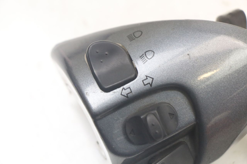 photo de CONMUTADOR IZQUIERDA MBK FLAME X 125 (2007 - 2016) - Zoom estado de uso