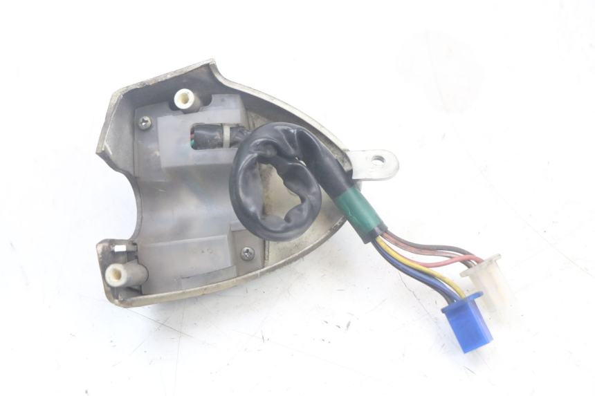 photo de CONMUTADOR IZQUIERDA MBK FLAME X 125 (2007 - 2016) - Estado de la superficie y material