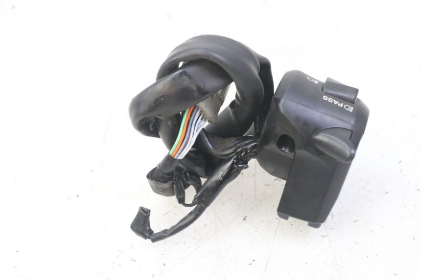 photo de CONMUTADOR IZQUIERDA HONDA FORZA ABS 300 (2013 - 2017) - Otra perspectiva