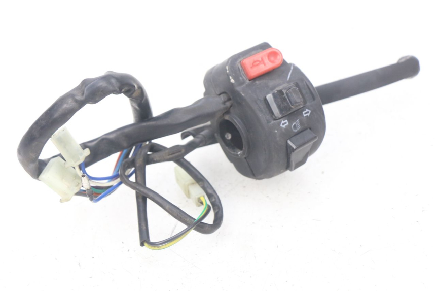 photo de CONMUTADOR IZQUIERDA SACHS FY125T FY T 125 (2007 - 2011) - Primer plano técnico