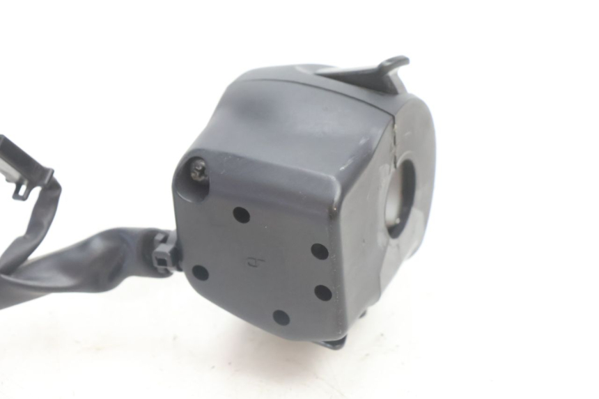 photo de CONMUTADOR IZQUIERDA YAMAHA FZ8 800 (2010 - 2016) - Vista general del producto