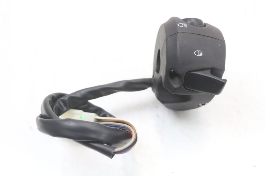 photo de CONMUTADOR IZQUIERDA PEUGEOT GEOPOLIS RS 125 (2007 - 2009) - Otra perspectiva