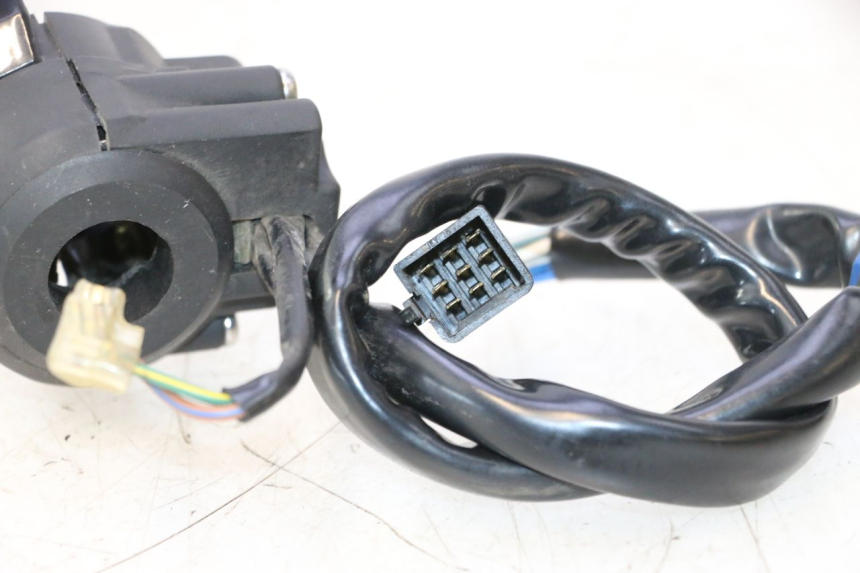 photo de CONMUTADOR IZQUIERDA KYMCO GRAND DINK 125 (2008 - 2014) - Zoom estado de uso