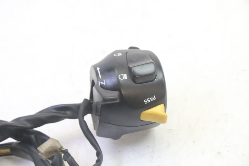 photo de CONMUTADOR IZQUIERDA SUZUKI GSF N BANDIT 600 (1996 - 1999) - Otra perspectiva