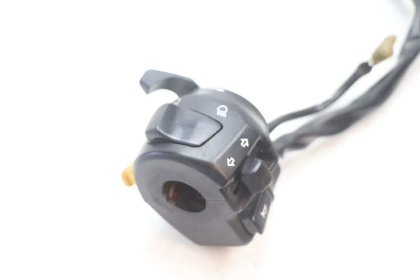 photo de CONMUTADOR IZQUIERDA SUZUKI GSF N BANDIT 1200 (2001 - 2005) - Otra perspectiva