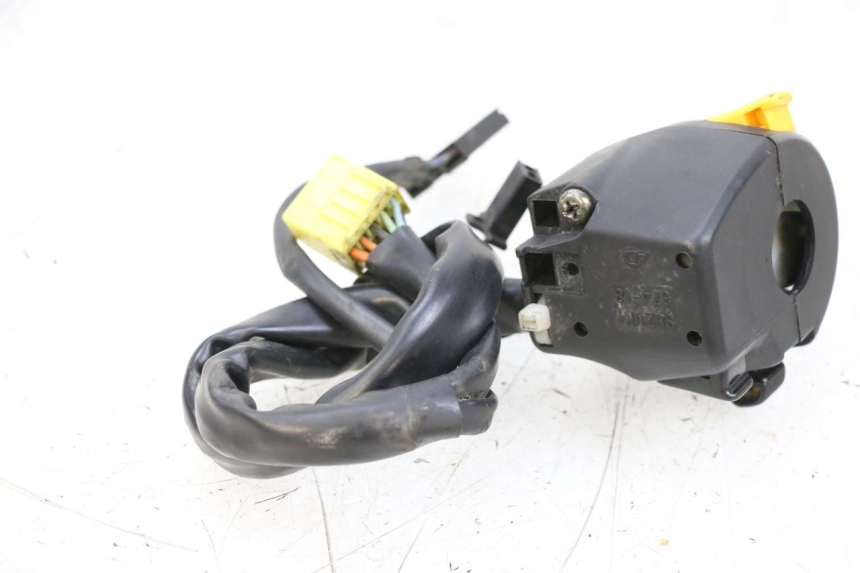 photo de CONMUTADOR IZQUIERDA SUZUKI GSXR GSX-R 1000 (2003 - 2004) - Otra perspectiva