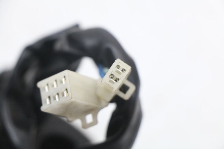 photo de CONMUTADOR IZQUIERDA KEEWAY HURRICANE 50 (2006 - 2019) - Recambio usado revisado