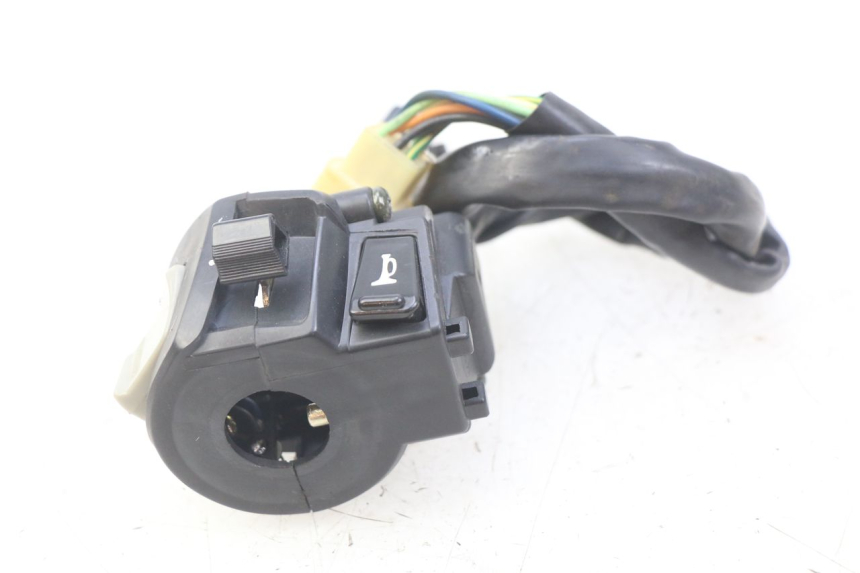 photo de INTERRUPTOR DE LUCES IZQUIERDO REVATTO IMPERATOR 125 (2007 - 2015) - Zoom estado de uso