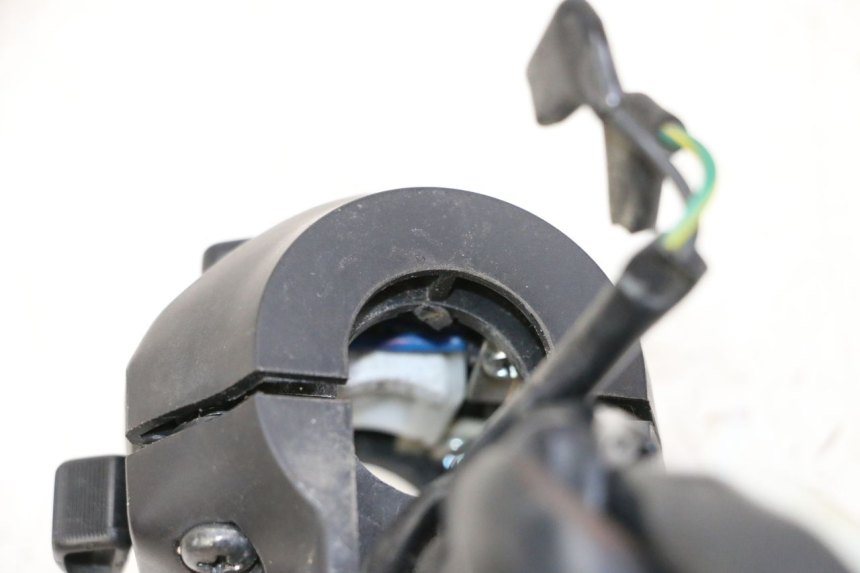 photo de CONMUTADOR IZQUIERDA SYM JOYMAX 125 (2010 - 2017) - Detalle de la pieza