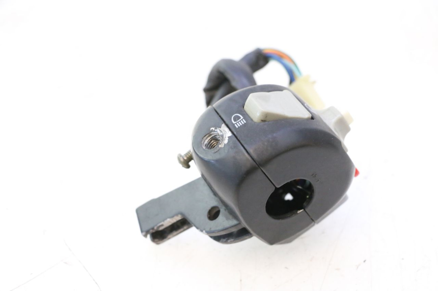 photo de CONMUTADOR IZQUIERDA RIDE JUMP 2T 50 (2012 - 2017) - Detalles de los puntos de fijación