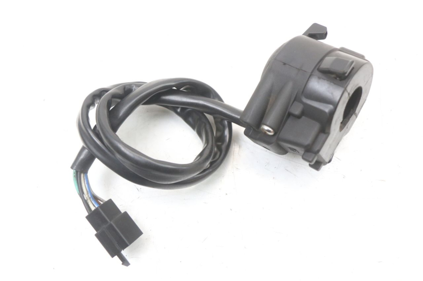 photo de Interruptor de luces izquierdo KYMCO K-PW K-PIPE 50 (2012 - 2017) - Otra perspectiva