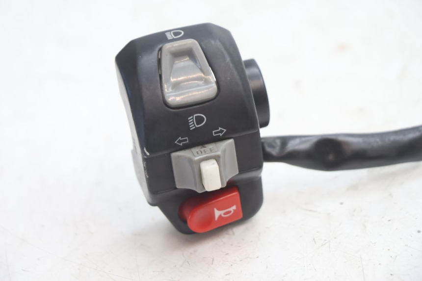 photo de CONMUTADOR IZQUIERDA RIDE KALLIO 50 (2010 - 2019) - Detalle de la pieza