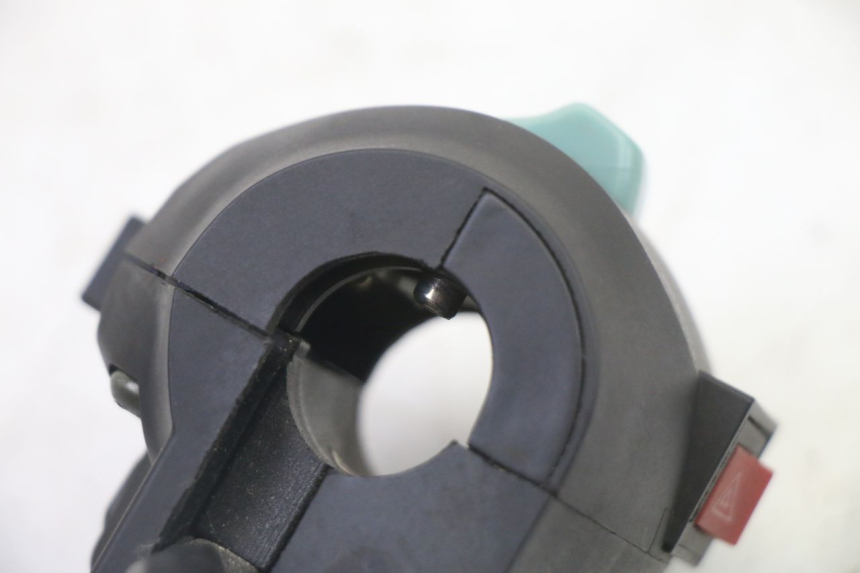 photo de CONMUTADOR IZQUIERDA KIDEN KD125-G 125 (2018 - 2022) - Vista general del producto